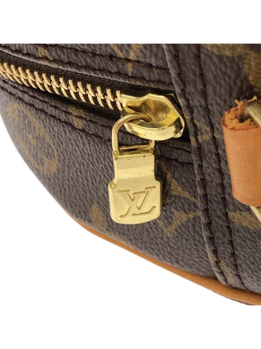 Louis Vuitton Monogram Blois Shoulder - Picture 5 of 7